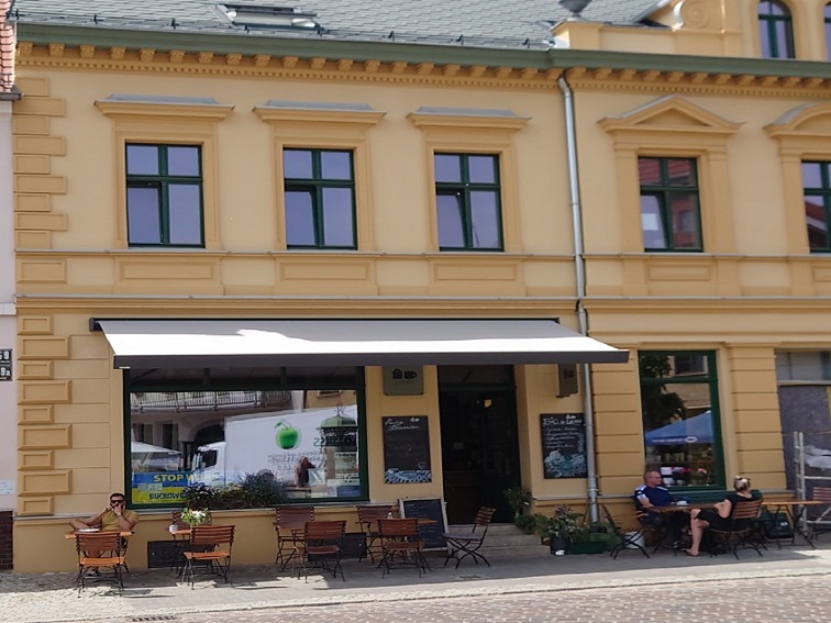 Am Markt 8, Buckow – Bioladen & Holzofenbäckerei